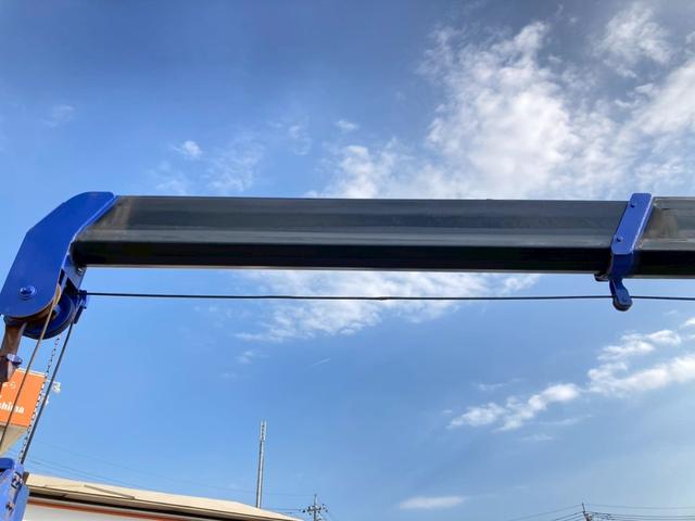 ファイター 三菱ふそう　中型クレーン付ダンプ　最大積載２２５０ｋｇ　タダノ製４段（２．９３ｔ吊）クレーン　Ｒ２年９月製　ラジコン　フックイン　警報型　新明和製一方開ダンプ　Ｒ２年１２月製　自動シート　最大積載量２２５０ｋｇ　標準幅（43枚目）