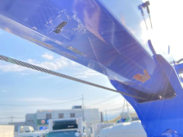 ファイター 三菱ふそう　中型クレーン付ダンプ　最大積載２２５０ｋｇ　タダノ製４段（２．９３ｔ吊）クレーン　Ｒ２年９月製　ラジコン　フックイン　警報型　新明和製一方開ダンプ　Ｒ２年１２月製　自動シート　最大積載量２２５０ｋｇ　標準幅（54枚目）