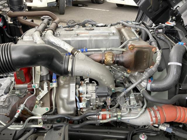 ヒノレンジャー 日野 増トン アームロール 最大積載7900kg 新明和製アームロール R6年10月製 ツインホイスト ハイルーフ アルミホイール 未稼働車(14枚目)