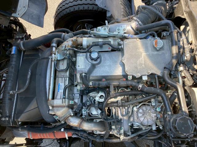 ヒノレンジャー 日野 増トン 一方開ダンプ 最大積載7600kg 新明和製一方開ダンプ H29年7月製 クイック自動シート リア丸ピン加工 可倒式バンパー 6MT(44枚目)