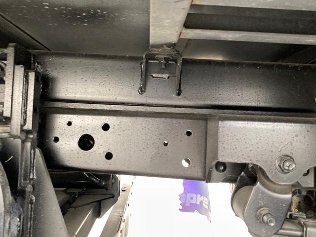 ダイナトラック 日野 小型 低温冷蔵冷凍バン 最大積載2000kg 東プレ製-30℃冷凍機 H27年10月製 東プレ製箱 新明和製格納PG ラッシングレール2段 左スライド扉(14枚目)