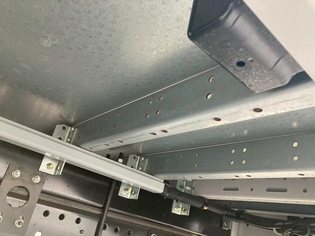 デュトロ 日野 小型 アルミウイング 最大積載3450kg 日本フルハーフ製アルミウイング R6年7月製 ワイド超ロングボディー ラッシングレール1段 セイコーラック2個 引き出しフック6個 最大積載量3450kg 未稼働車(31枚目)