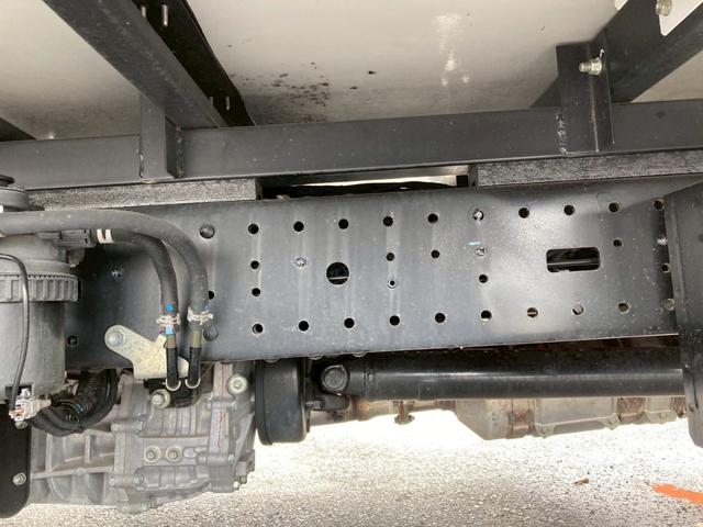 デュトロ 日野 小型 アルミバン 最大積載2000kg トランテックス製アルミバン R1年9月製 左スライド扉 標準ロングボディー(26枚目)