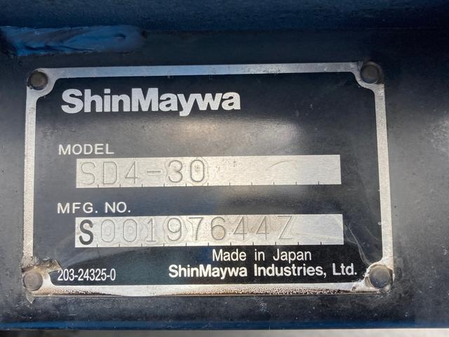 ヒノレンジャー 日野 中型 ローダーダンプ 最大積載2550kg 新明和製ローダーダンプ H31年1月製 クイック自動シート リア丸ピン加工 アルミブリッジ付き 最大積載量2550kg 6MT(9枚目)