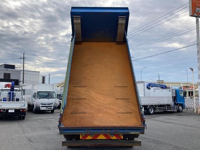 ヒノレンジャー 日野 中型 ローダーダンプ 最大積載2550kg 新明和製ローダーダンプ H31年1月製 クイック自動シート リア丸ピン加工 アルミブリッジ付き 最大積載量2550kg 6MT(10枚目)