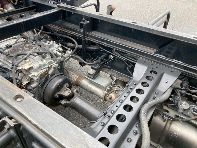 ヒノレンジャー 日野 中型 ローダーダンプ 最大積載2550kg 新明和製ローダーダンプ H31年1月製 クイック自動シート リア丸ピン加工 アルミブリッジ付き 最大積載量2550kg 6MT(34枚目)
