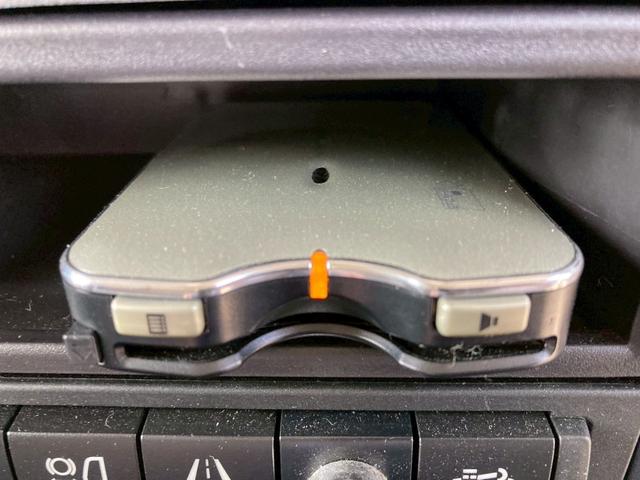 ファイター 三菱ふそう　中型アルミウイング　最大積載量２７５０ｋｇ　トレクス製アルミウイング　Ｒ５年３月製　６２００ワイドボディー　リアエアサス　ラッシングレール２段　セイコーラック２個　引き出しフック１０個　融雪使用車　フレーム防錆塗装（41枚目）