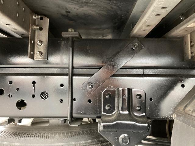 ダイナトラック トヨタ 小型 アルミバン 最大積載2000kg 日本フルハーフ製アルミバン H27年8月製 壁フック8個 AT2ペダル(10枚目)