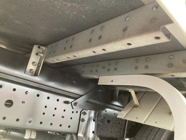 ダイナトラック トヨタ 小型 アルミバン 最大積載2000kg 日本フルハーフ製アルミバン H27年8月製 壁フック8個 AT2ペダル(28枚目)