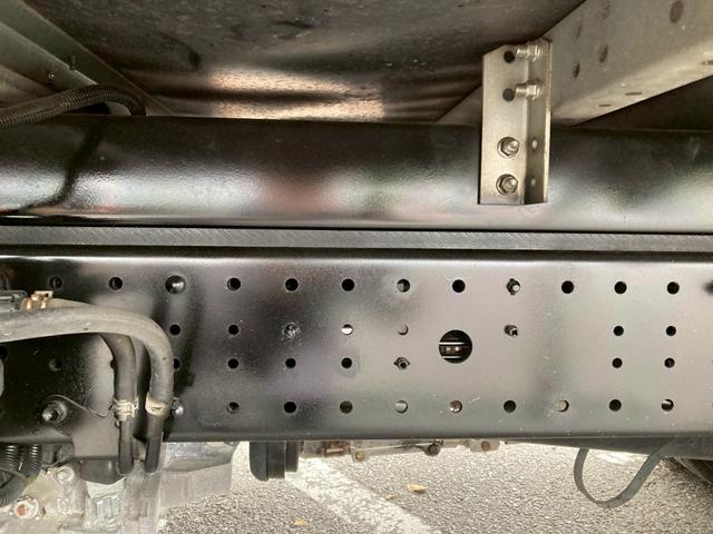 ダイナトラック トヨタ 小型 アルミバン 最大積載2000kg 日本フルハーフ製アルミバン H27年8月製 壁フック8個 AT2ペダル(36枚目)