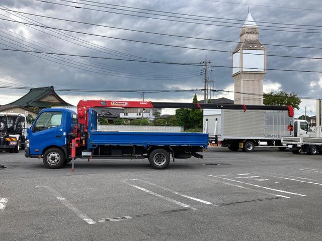 ダイナトラック 日野 小型クレーン付平 最大積載量3500kg ユニック車段(2.93t吊)URR294RKK H29年3月製 アウトリガー差違 ラジコン フックインセイコーラック2個 最大積載量3500kg ワイド超ロングボディー(5枚目)
