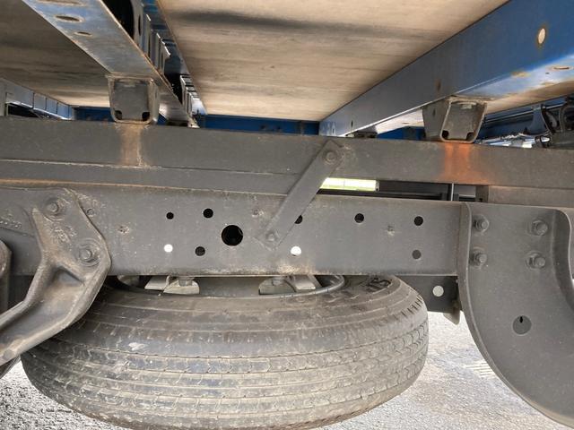 ダイナトラック 日野 小型クレーン付平 最大積載量3500kg ユニック車段(2.93t吊)URR294RKK H29年3月製 アウトリガー差違 ラジコン フックインセイコーラック2個 最大積載量3500kg ワイド超ロングボディー(15枚目)