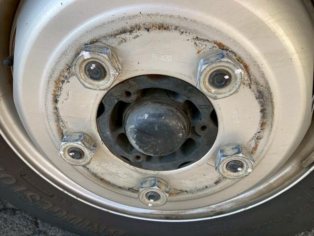 デュトロ 日野 小型平ボディー 標準ロング 最大積載3000kg メーダー完成ボディー 標準幅 4300ロング セイコーラック2個 最大積載量3000kg ボディー仕上済み(22枚目)