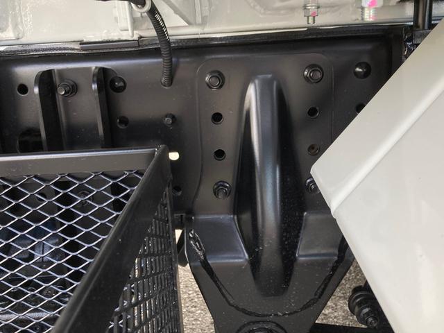 キャンター 三菱ふそう 小型塵芥車 4.3立米 最大積載2000kg 新明和製プレス式パッカー車 R7年4月製 4.3立米 汚水タンク 連続スイッチ 排出版式 標準幅 最大積載量2000kg 未稼働車(12枚目)