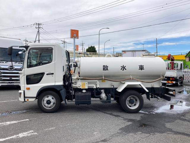 ヒノレンジャー 日野 中型 散水車 3900L 最大積載3900kg 極東製散水車 3900L R2年5月製 PTO式ポンプ 前方圧力/後方重力 散水ホース 最大積載量3900kg(5枚目)