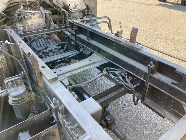 キャンター 三菱ふそう　小型ワイドダンプ　最大積載４０００ｋｇ　新明和製ワイドダンプ　Ｈ２７年８月製　手動シート　リア丸ピン加工　ワイド幅　最大積載量４０００ｋｇ（29枚目）