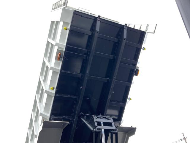 スーパーグレート 三菱ふそう　大型深ダンプ　最大積載９２００ｋｇ　新明和製深ダンプ（土砂禁止）Ｒ７年４月製　２４立米　リア片開き　ハイルーフ　アルミホイール　シフトパイロット２ペダル　最大積載量９２００ｋｇ　２２ｔベースの未稼働車（16枚目）