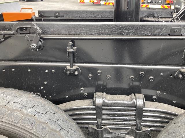 スーパーグレート 三菱ふそう　大型深ダンプ　最大積載９２００ｋｇ　新明和製深ダンプ（土砂禁止）Ｒ７年４月製　２４立米　リア片開き　ハイルーフ　アルミホイール　シフトパイロット２ペダル　最大積載量９２００ｋｇ　２２ｔベースの未稼働車（18枚目）