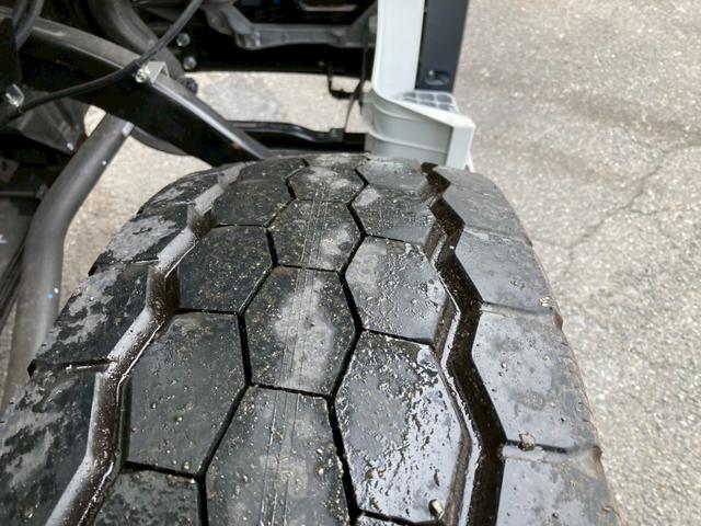 スーパーグレート 三菱ふそう　大型深ダンプ　最大積載９２００ｋｇ　新明和製深ダンプ（土砂禁止）Ｒ７年４月製　２４立米　リア片開き　ハイルーフ　アルミホイール　シフトパイロット２ペダル　最大積載量９２００ｋｇ　２２ｔベースの未稼働車（34枚目）