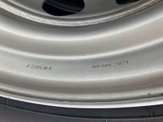 スーパーグレート 三菱ふそう　トラクターヘッド　第５輪荷重１１５００ｋｇ　ソーシン製カプラー　Ｒ６年２月製　ハイルーフ　シフトパイロット２ペダル　未稼働車　第５輪荷重１１５００ｋｇ（21枚目）