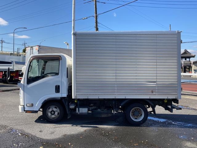 エルフトラック いすゞ 小型標準十尺アルミバン 最大積載2000kg パブコ製アルミバン H29年8月製 載せ替え ラッシングレール2段 標準十尺アルミバン 最大積載量2000kg スムーサー2ペダル(5枚目)