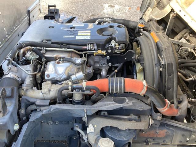 エルフトラック いすゞ 小型標準十尺アルミバン 最大積載2000kg パブコ製アルミバン H29年8月製 載せ替え ラッシングレール2段 標準十尺アルミバン 最大積載量2000kg スムーサー2ペダル(13枚目)