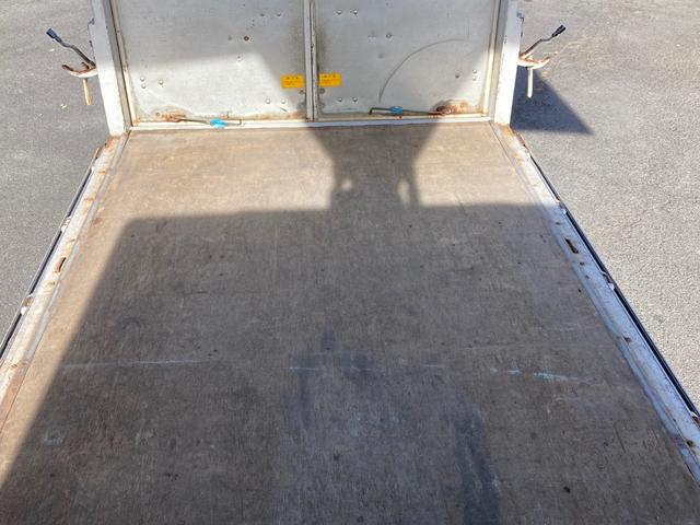 ダイナトラック トヨタ　小型アルミウイング　最大積載２９５０ｋｇ　パブコ製アルミウイング　Ｈ２５年８月製　セイコーラック２個　ラッシングレール２段　引き出しフック８個　ＡＴ　標準ロングボディー　最大積載量２９５０ｋｇ（12枚目）