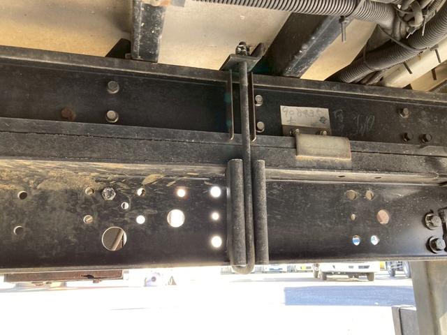 ダイナトラック トヨタ　小型アルミウイング　最大積載２９５０ｋｇ　パブコ製アルミウイング　Ｈ２５年８月製　セイコーラック２個　ラッシングレール２段　引き出しフック８個　ＡＴ　標準ロングボディー　最大積載量２９５０ｋｇ（30枚目）