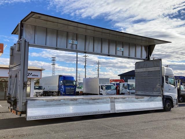 クオン ＵＤトラックス　大型アルミウイングＰＧ付　最大積載１２．９ｔ　日本フルハーフ製アルミウイング　Ｈ２９年１１月製　跳ね上げパワーゲート　Ｈ２９年１１月製　リアエアサス　ハイルーフ　セイコーラック４個　ラッシングレール２段　引き出しフック１８個　エスコット２パダル（8枚目）