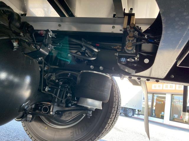 ヒノレンジャー 日野　中型冷蔵冷凍バン　最大積載２４００ｋｇ　菱重製低温設定冷凍機　Ｒ６年製　トランテックス製冷凍バン　Ｒ６年１２月製　格納ＰＧ　Ｒ６年１０月製　リアエアサス　左サイド扉　ラッシングレール２段　ゲート用ラジコン　６２ワイド　未稼働車（45枚目）