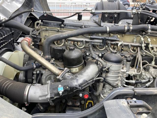 スーパーグレート 三菱ふそう　大型フックロール　最大積載１０４００ｋｇ　極東製フックロール　Ｒ５年４月製　ツインホイスト　ハイルーフ　アルミホイール　７ＭＴ　最大積載量１０４００ｋｇ（13枚目）