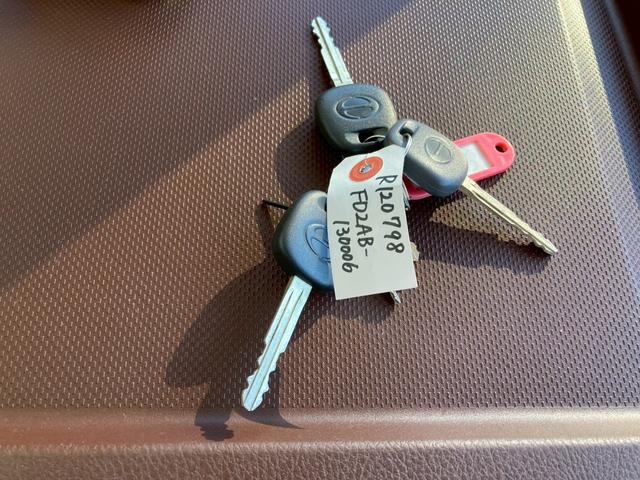 ヒノレンジャー 日野　中型冷蔵冷凍バン　最大積載２６５０ｋｇ　菱重製低温設定冷凍機　Ｒ４年１月製　格納パワーゲート　Ｒ４年７月製　左ラッシングレール２段　床板シマ鋼板　ゲート用ラジコン　６２ワイド　最大積載量２６５０ｋｇ（53枚目）