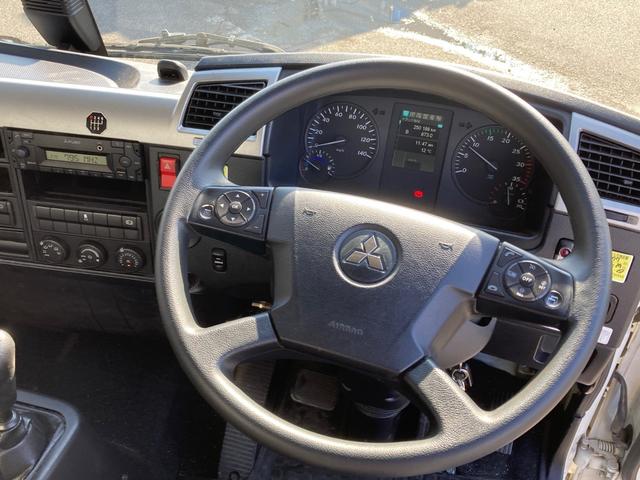 ファイター 三菱ふそう　中型アルミウイング　最大積載２７００ｋｇ　トランテックス製アルミウイング　Ｒ２年１１月製　リアエアサス　セイコーラック２個　ラッシングレール２段　引き出しフック１０個　６ＭＴ　６２ワイド　最大積載量２７００ｋｇ（20枚目）