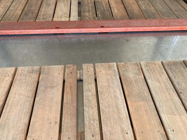 キャンター 三菱ふそう　小型冷蔵冷凍バン　最大積載２０００ｋｇ　東プレ製低温冷凍機　Ｒ１年６月製　冷凍バン　Ｒ１年６月製　左サイド扉　床板ステンレス貼　標準ロングボディー　最大積載量２０００ｋｇ（28枚目）