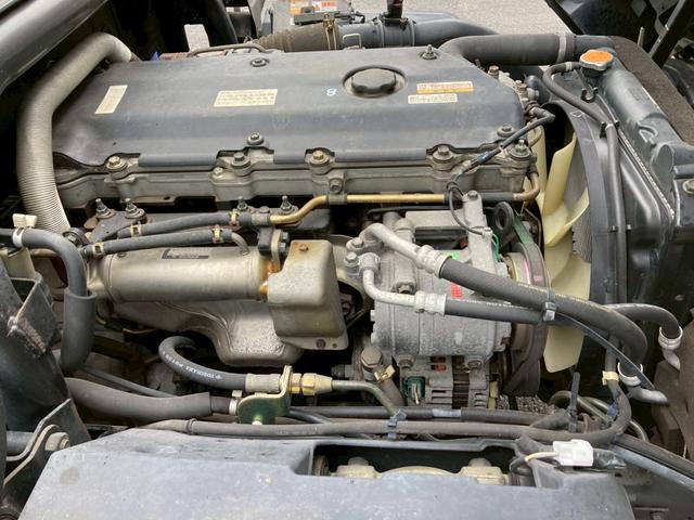 エルフトラック いすゞ　小型クレーン付平ボディー　最大積載２０００ｋｇ　タダノ製４段クレーン（２．６３ｔ吊）Ｈ１８年１月製　ラジコン　フックイン　セイコーラック２個　スムーサー６速２ペダル　ワイドロングボディー　最大積載量２０００ｋｇ（53枚目）