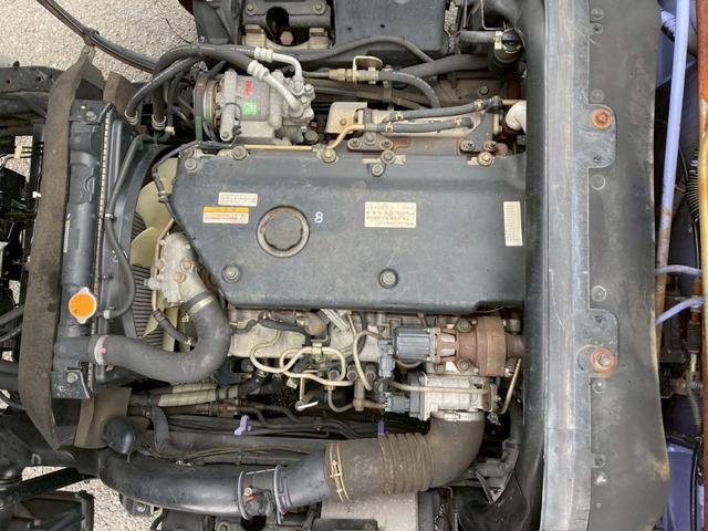 エルフトラック いすゞ　小型クレーン付平ボディー　最大積載２０００ｋｇ　タダノ製４段クレーン（２．６３ｔ吊）Ｈ１８年１月製　ラジコン　フックイン　セイコーラック２個　スムーサー６速２ペダル　ワイドロングボディー　最大積載量２０００ｋｇ（54枚目）