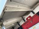 日野　中型冷蔵冷凍バン　ＡＴ車　最大積載量２７００ｋｇ　菱重製冷凍機－３０℃設定　Ｈ２９年製　極東製格納ＰＧ　Ｈ２９年１１月製　ラッシングレール２段　左スライド扉　リアエアサス　アルミホイール　ＡＴ車　最大積載量２７００ｋｇ（34枚目）