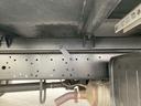 日野 小型 低温冷蔵冷凍バン 最大積載2000kg 東プレ製-30℃冷凍機 H27年10月製 東プレ製箱 新明和製格納PG ラッシングレール2段 左スライド扉(44枚目)