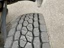 日野 中型 クレーン付平ボディー 最大積載2500kg タダノ4段(2.93t吊)ZX364HRSA R2年5月製 ラジコン フックイン 警報型 アウトリガー差違い セイコーラック2個 引き出しフック6個 標準ロングボディー(49枚目)