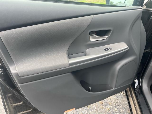 プリウスアルファ Ｇツーリングセレクション　ユーザー様買取車両　ハイブリッドメインバッテリー交換済　バックカメラ　純正１７インチアルミ　ＬＥＤヘッドライト　クルコン　ＥＴＣ　モデリスタフロントエアロ　現状販売車　納車時内外装クリーニング施工（37枚目）