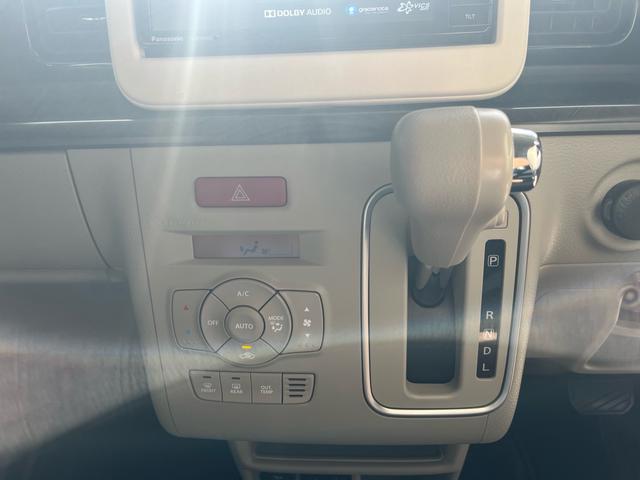 アルトラパン モード　シートヒーター　スマ－トキ－　スペアキー　社外ナビ　ＥＳＰ　ベンチシート　オートエアコン　ＨＩＤヘッドライト　デュアルセンサーブレーキサポート（7枚目）