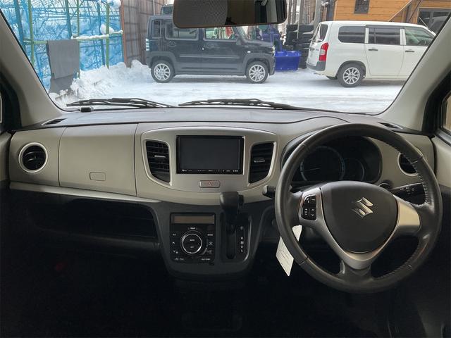 ワゴンＲ ＦＺ　４ＷＤ　ナビ　ＴＶ　Ｂｌｕｅｔｏｏｔｈ　左右シートヒーター　スマートキー　プッシュスタート　純正アルミホイール　フルフラット　アイドリングストップ　衝突被害軽減システム（2枚目）