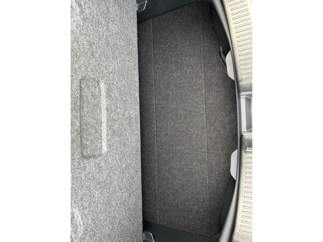アクア Ｘ　モデリスタフルエアロ　モデリスタアルミホイール　ワンオーナー　純正ディスプレイオーディオ　Ｂｌｕｅｔｏｏｔｈ接続　パノラミックビューモニター　ドライブレコーダー前後　ＥＴＣ　ユーザー買取車両（39枚目）