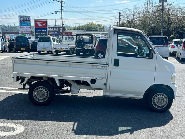 アクティトラック ベースグレード　ユーザー買取車両　走行距離７３０００キロ　タイヤ４本新品　エアコン　パワーステアリング　エアバック　５ＭＴ（4枚目）