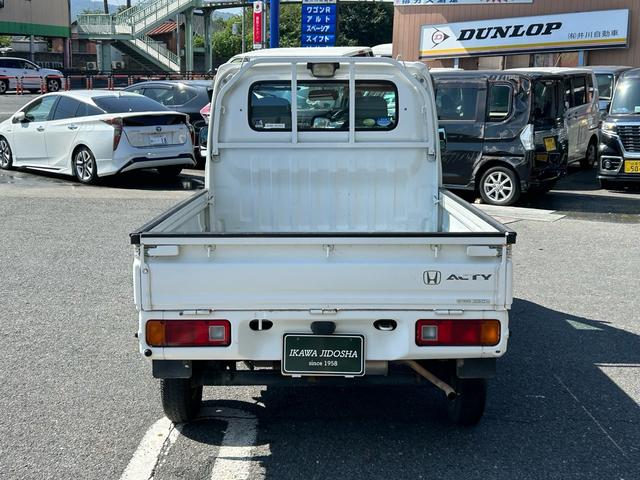 アクティトラック ベースグレード　ユーザー買取車両　走行距離７３０００キロ　タイヤ４本新品　エアコン　パワーステアリング　エアバック　５ＭＴ（6枚目）