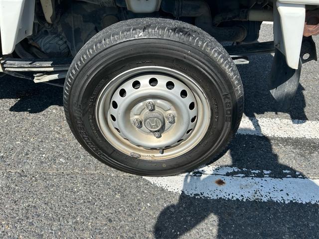 アクティトラック ベースグレード　ユーザー買取車両　走行距離７３０００キロ　タイヤ４本新品　エアコン　パワーステアリング　エアバック　５ＭＴ（25枚目）