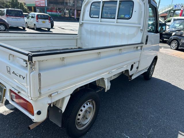 アクティトラック ベースグレード　ユーザー買取車両　走行距離７３０００キロ　タイヤ４本新品　エアコン　パワーステアリング　エアバック　５ＭＴ（29枚目）