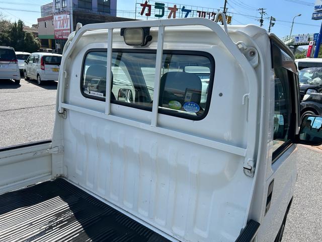 アクティトラック ベースグレード　ユーザー買取車両　走行距離７３０００キロ　タイヤ４本新品　エアコン　パワーステアリング　エアバック　５ＭＴ（30枚目）