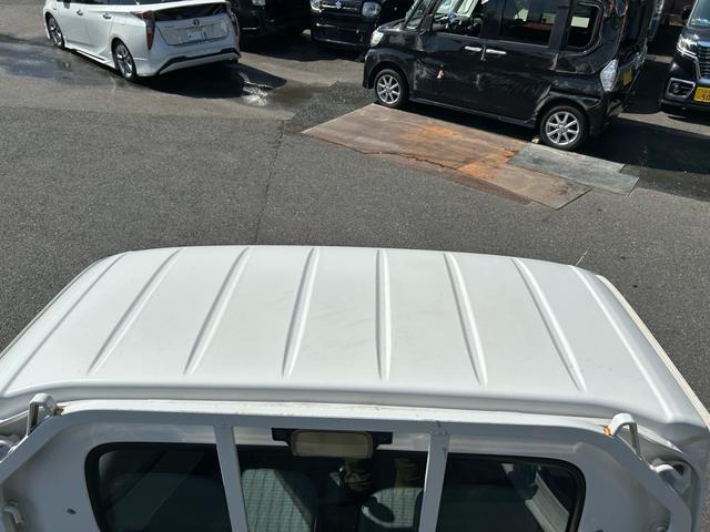 アクティトラック ベースグレード　ユーザー買取車両　走行距離７３０００キロ　タイヤ４本新品　エアコン　パワーステアリング　エアバック　５ＭＴ（31枚目）