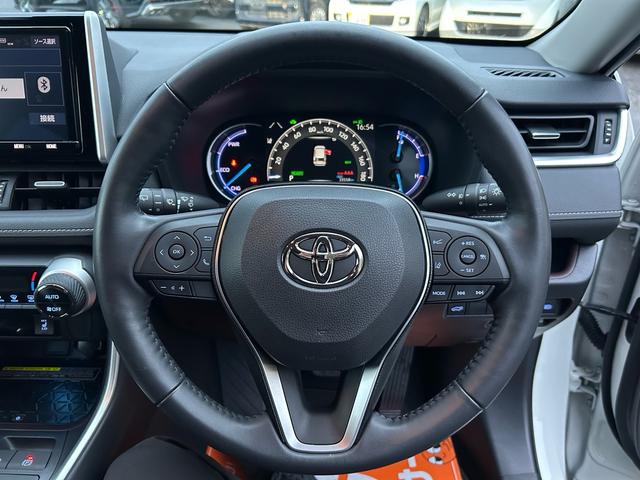 ＲＡＶ４ ハイブリッドＧ　ワンオーナー　ＥＴＣ　ドライブレコーダー前後　メーカーナビ　Ｂｌｕｅｔｏｏｔｈ接続　バックカメラ　コーナーセンサー　パワーシート　シートヒーター　パワーバックドア（10枚目）